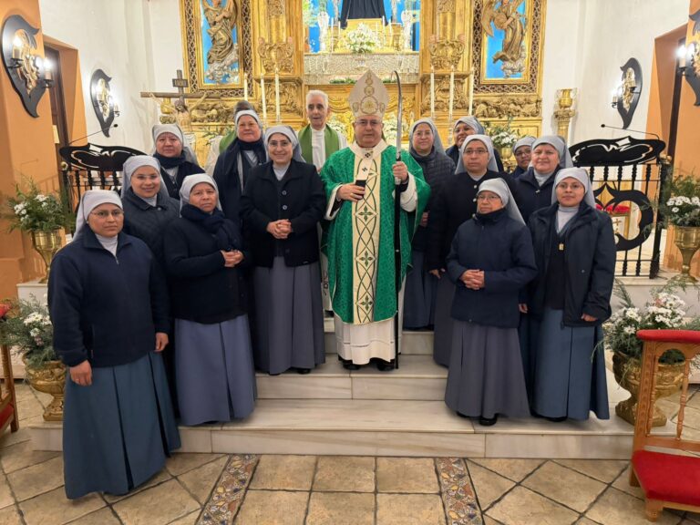 Religiosas de Marta y María atienden el Santuario Diocesano de Chandavila